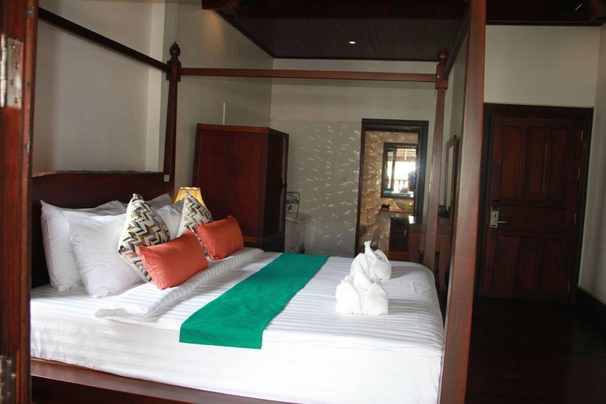 Alana Luang Prabang Hotel Exterior foto