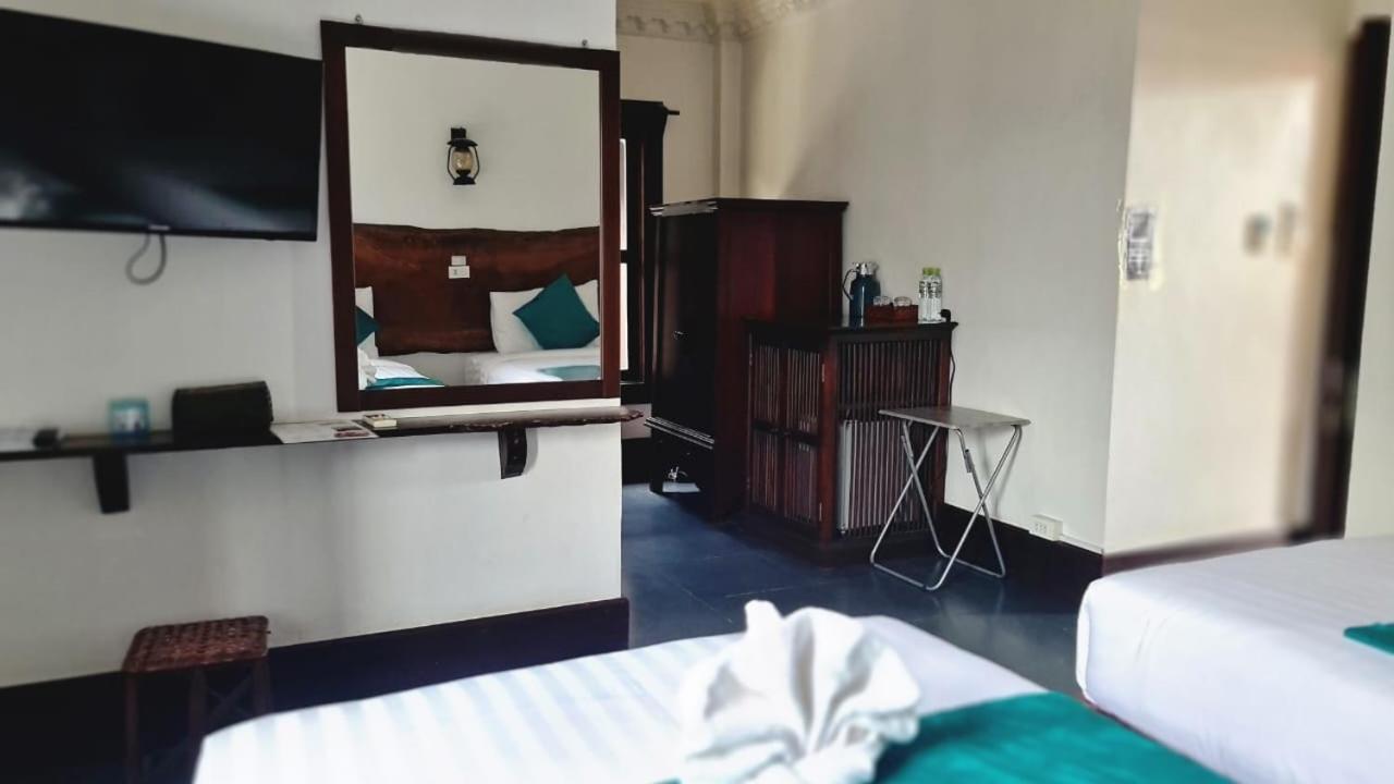 Alana Luang Prabang Hotel Exterior foto