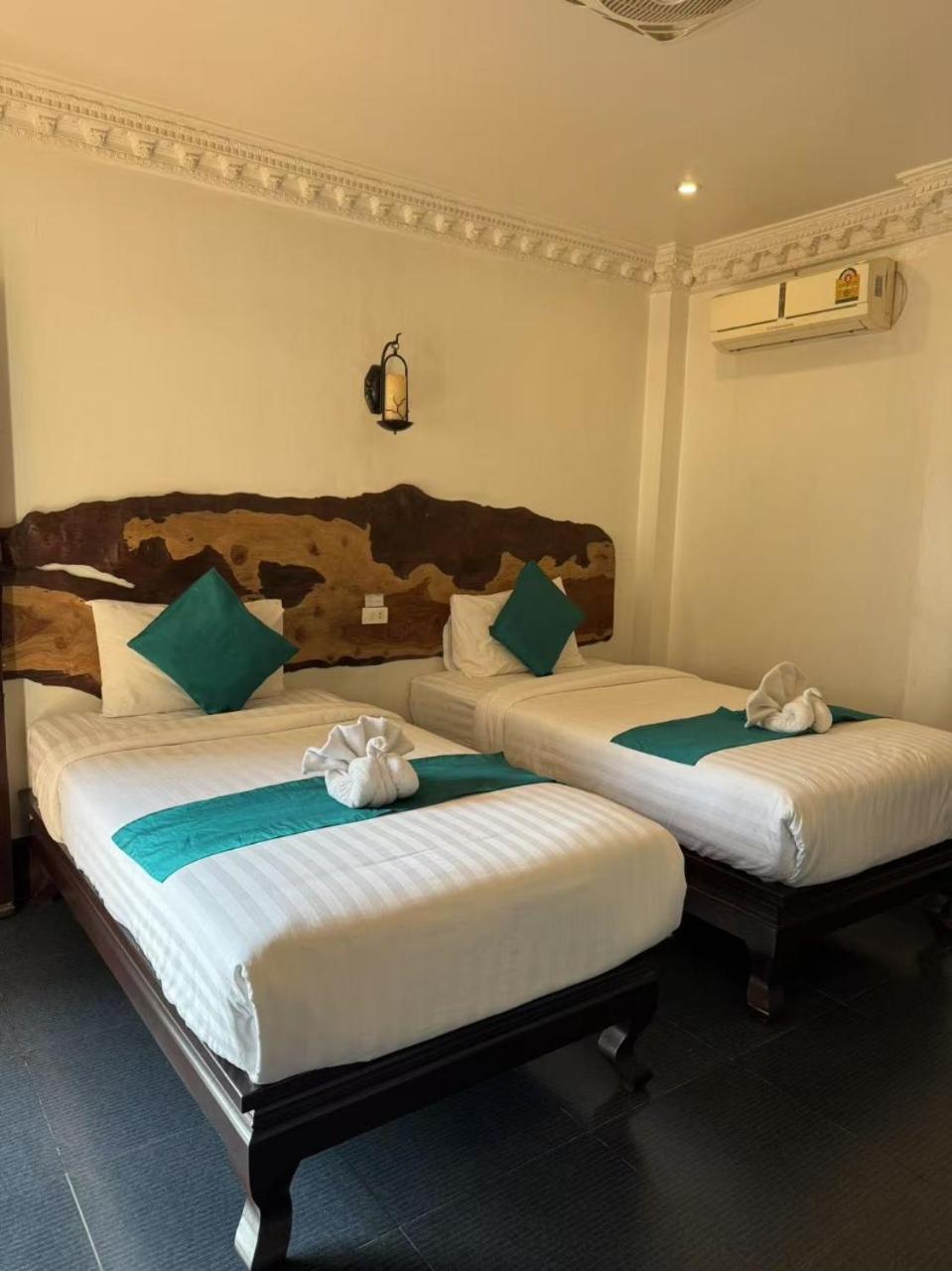 Alana Luang Prabang Hotel Exterior foto
